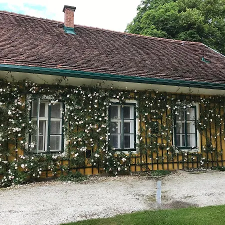 Sattelzimmer Und Studio Pischeldorf
