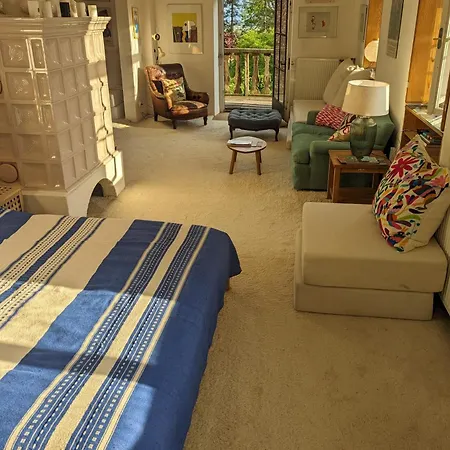 Sattelzimmer Und Studio